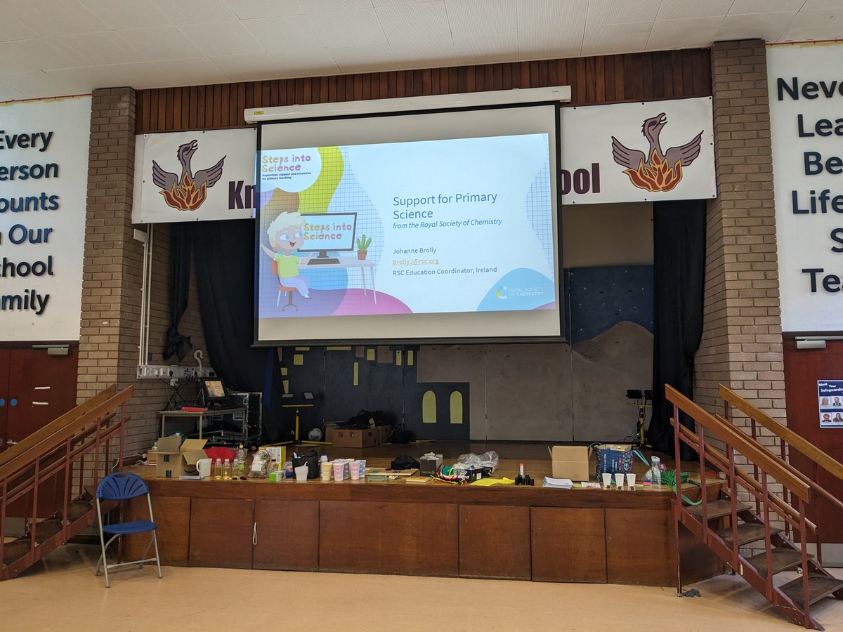 Fantastic #twilight #PrimaryScience #TPL session this afternoon with @knockmore_ps . The teachers got to make ice cream, a battery, a lava lamp, butter, a rocket, enjoyed some sensory science ideas and tried to keep the 3 little pigs dry. #WorldAroundUs @NI_Teachers @TPL_NI