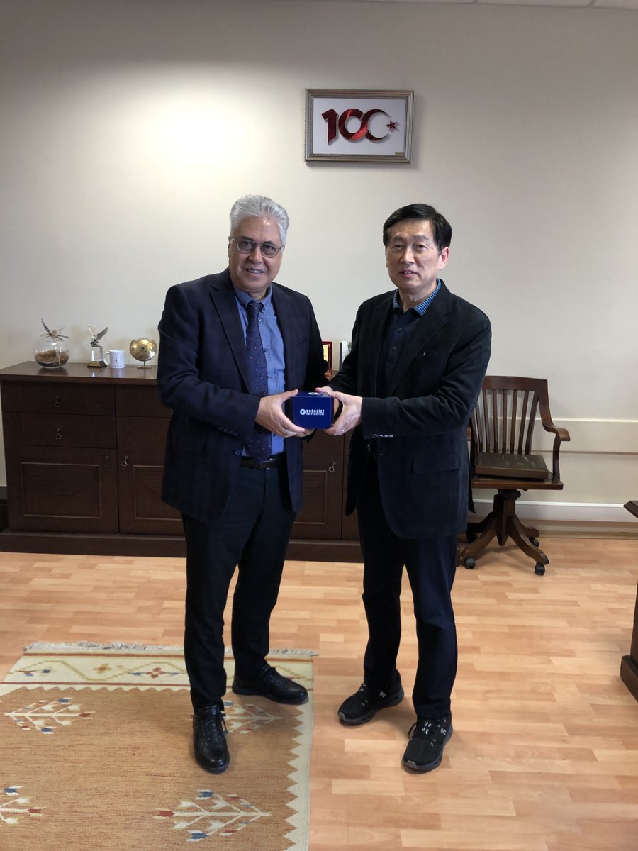 bu_egitim's tweet photo. @HiroshimaUnivEn Hiroshima Üniversitesi Yükseköğretim Araştırmaları Enstitüsü’nden Fakültemize Ziyaret
12-13 Mart 2024 tarihlerinde Fakültemizi ziyaret eden Prof. Dr. Futao Huang , Dr. Öğr. Üyesi @HakanErgin_HE moderatörlüğünde Japon Yükseköğretim Sistemi konulu seminer verdi. https://t.co/Bc0xEBioz2