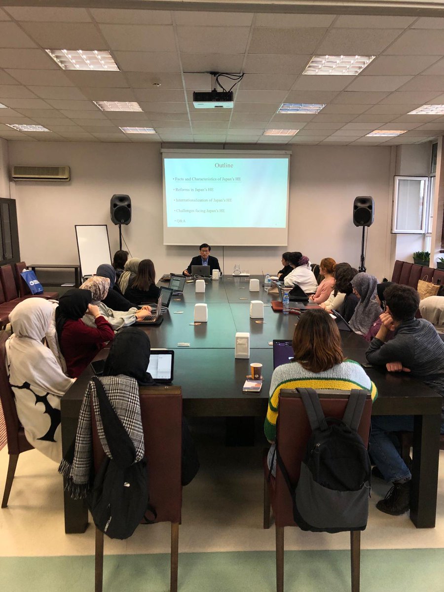 bu_egitim's tweet photo. @HiroshimaUnivEn Hiroshima Üniversitesi Yükseköğretim Araştırmaları Enstitüsü’nden Fakültemize Ziyaret
12-13 Mart 2024 tarihlerinde Fakültemizi ziyaret eden Prof. Dr. Futao Huang , Dr. Öğr. Üyesi @HakanErgin_HE moderatörlüğünde Japon Yükseköğretim Sistemi konulu seminer verdi. https://t.co/Bc0xEBioz2