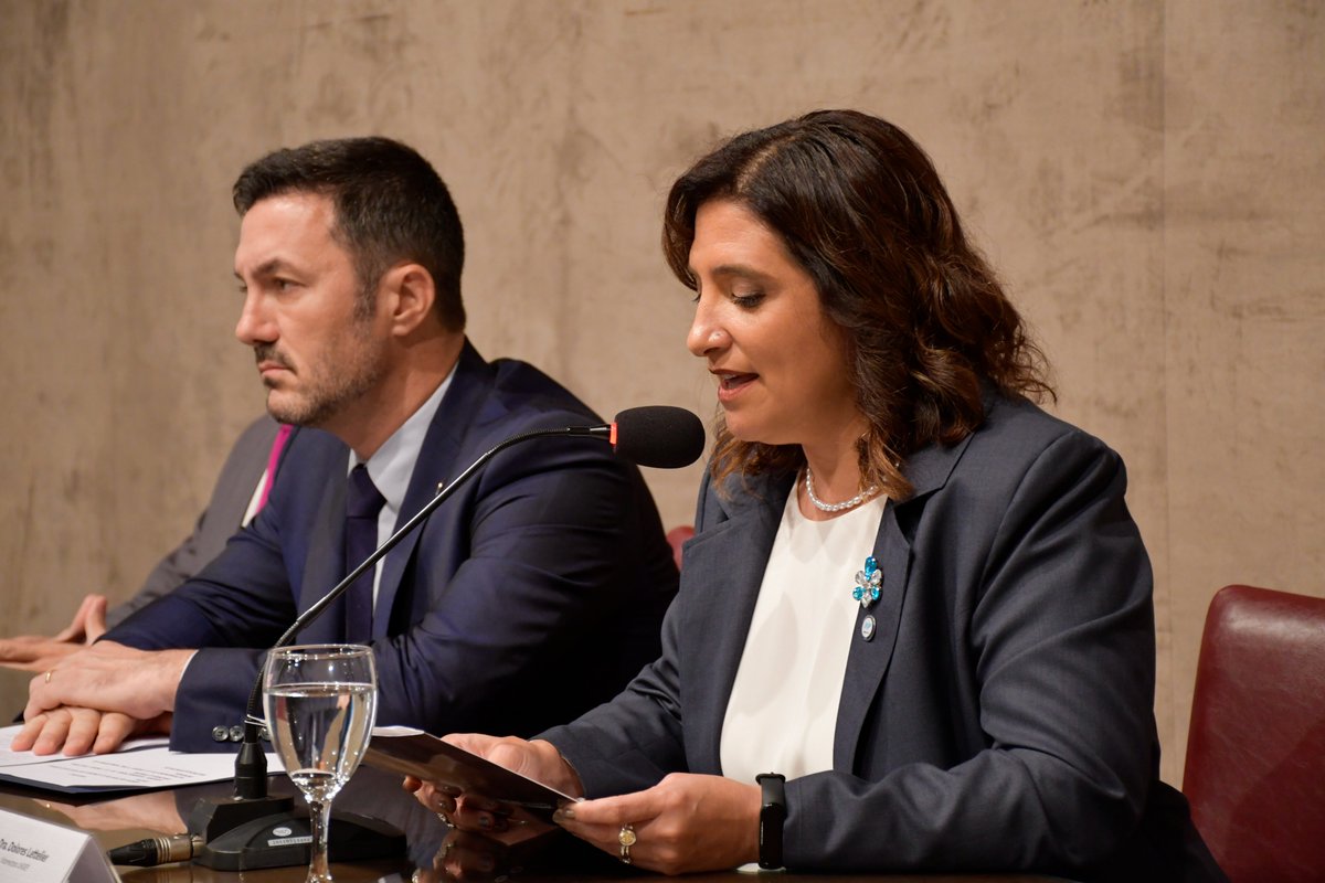 <a href="/DLettelier/">Dolores Lettelier</a>, Vicerrectora de la UNDEF, expresó su agradecimiento por la confianza depositada en su persona y reafirmó su compromiso con una educación de calidad, considerándola un derecho humano fundamental.