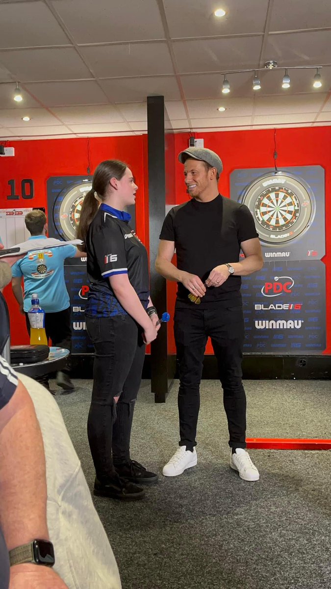 ꜱᴛᴇᴠᴇ ʙʀᴏᴡɴ tweet media