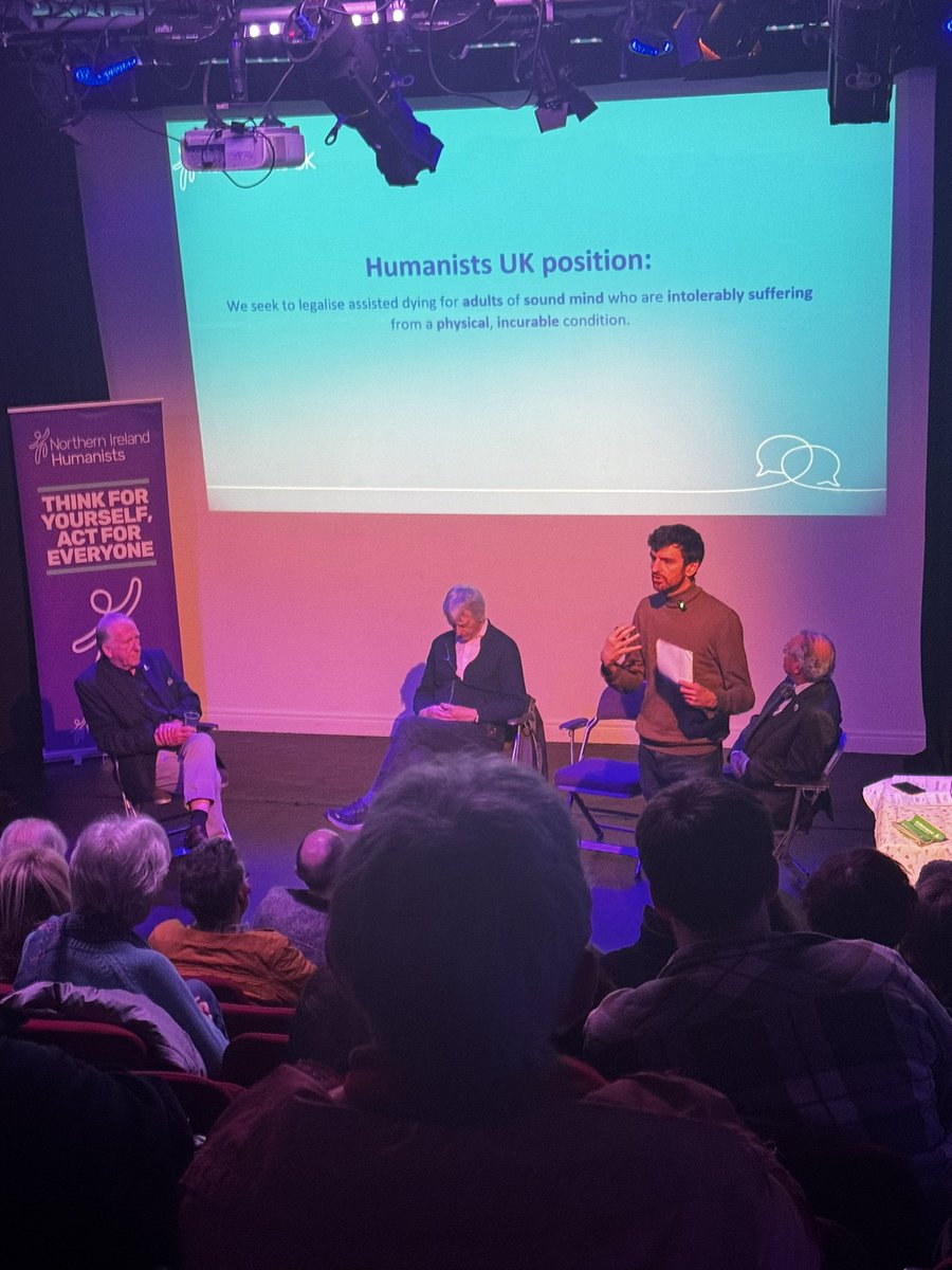 Laura Lacole tweet media