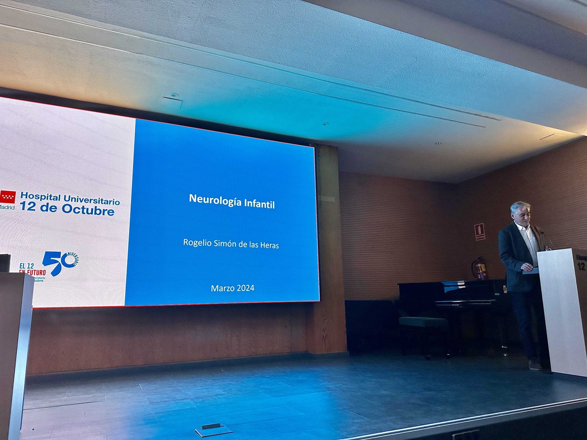 Hoy ha sido un día entrañable. Se jubila el Dr. Rogelio Simón, jefe de la sección de Neurología Infantil de nuestro servicio. 
Todo un modelo y referente profesional y personal. 
¡¡GRACIAS POR TODO!!
