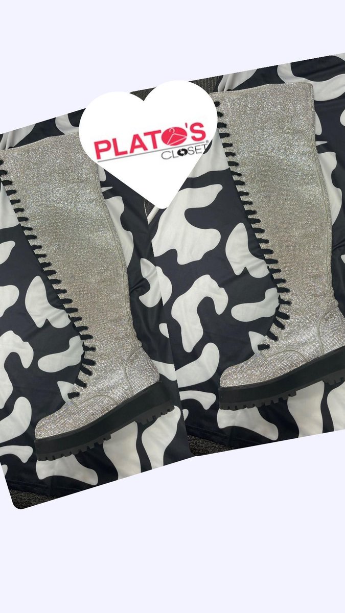 🩶🪩🎧🫧

#bootslover #funkystyle #platosclosetfayettevillenc #platosclosetstyle #platosclosetfinds
