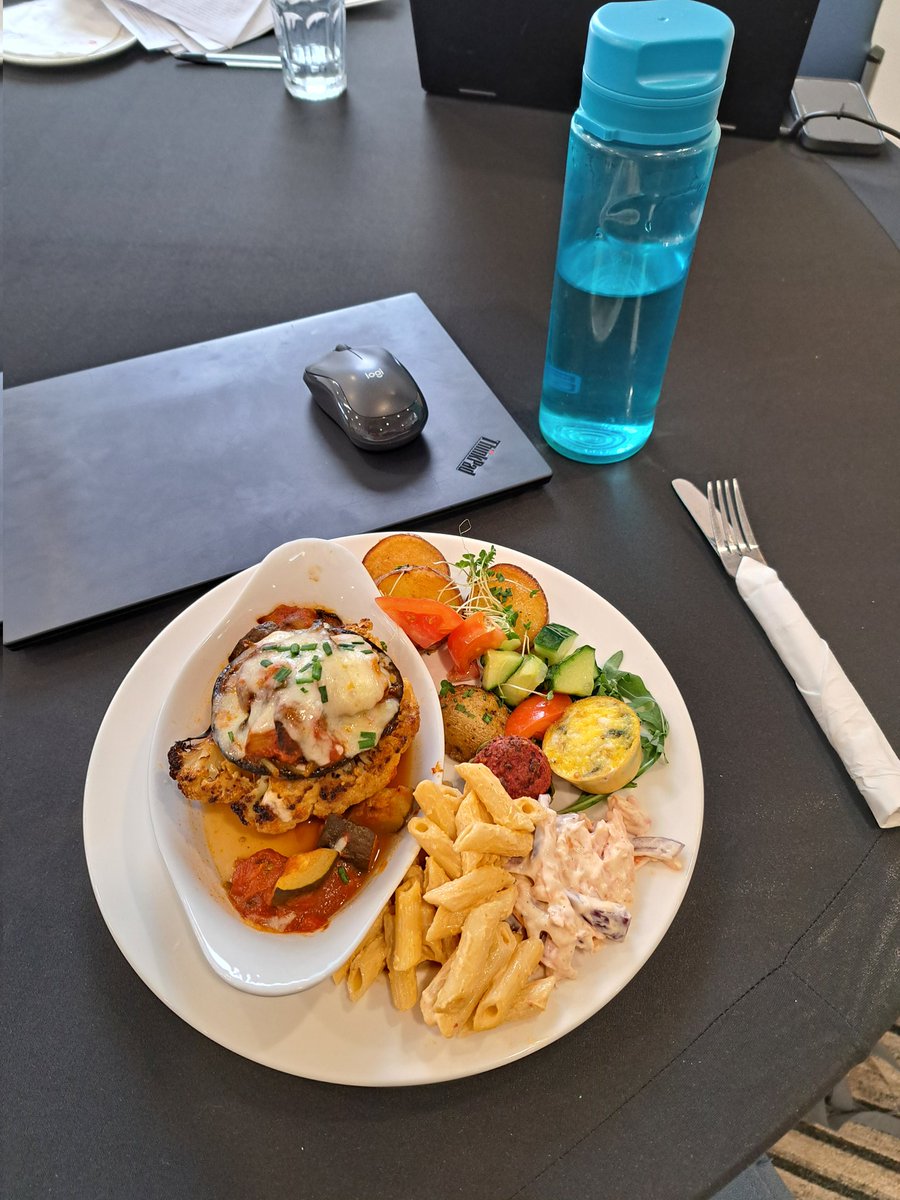 Day complete at the <a href="/WAN_Bournemouth/">Women Academics BU</a> Writing Retreat. Succesful day with my abstract complete for <a href="/WISE_AN/">WISEAN</a> conference and a lovely networking lunch to celebrate International Women's Day