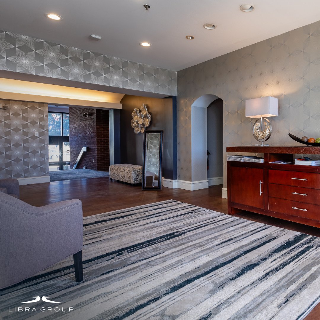 #Sparta Properties, a #RealEstate subsidiary, has successfully completed a $1 million capital expenditure program to renovate The Centennial Hotel, an elegant, historic boutique hotel in New Hampshire operated by Hay Creek Hotels. 🛌 Learn more: bit.ly/3THIjYb