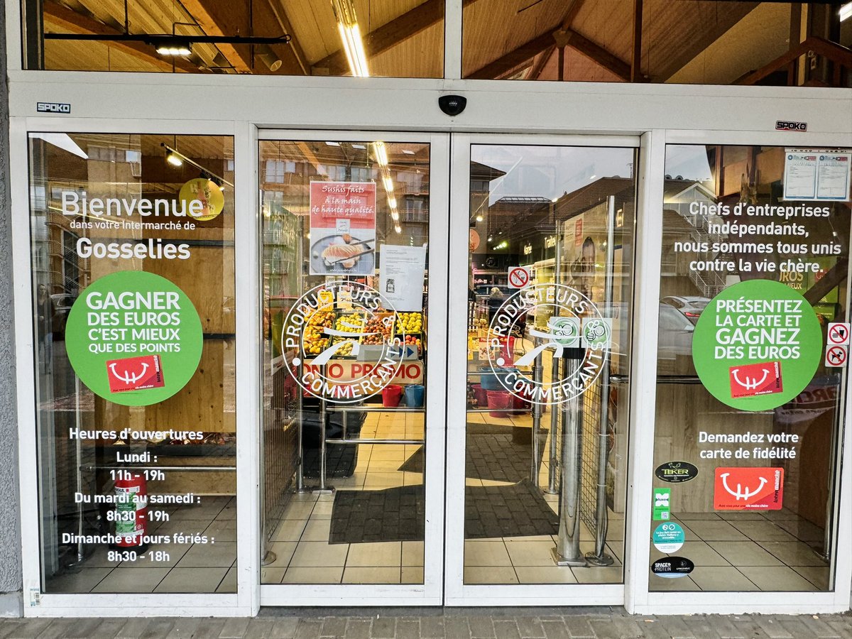 ChickenTeker's tweet photo. Maintenant Teker Chicken disponible chez Intermarché Gosselies 🥳

@intermarche 

Visitez le rayon surgelé pour les délicieux produits de poulet Teker Chicken . 🐓

Parfait pour combiner avec des frites et des légumes et tous les amis.🤤

#teker
#chicken
#tekerchicken
#teker_chicken
#tekershop
#retail
#intermarche 
#gosselies 
#supermarket
#market
#horeca
#snack
#halal
#madeinbelgium
#belgium
#lifestyle
#community