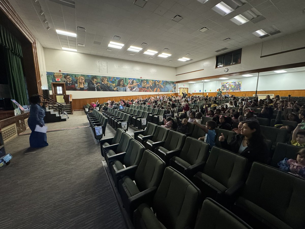 Hazelwood Elementary School Library Media Center (@hazelwoodlmc) on Twitter photo We were so excited and thankful that <a href="/mclaurinwrites/">Patrice McLaurin</a> came to visit our students today and read 2 of her amazing books! Thanks for inspiring our scholars!!! We were so excited and thankful that <a href="/mclaurinwrites/">Patrice McLaurin</a> came to visit our students today and read 2 of her amazing books! Thanks for inspiring our scholars!!!