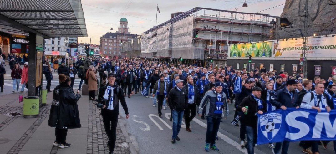 Finland fans enjoy a fan walk and will be walking to the stadium via Penarth Road on to Sloper Road between 5 pm and 6 pm..it may affect traffic depending on numbers ,so bear this in mind . We expect around 1650 Finnish fans tomorrow.