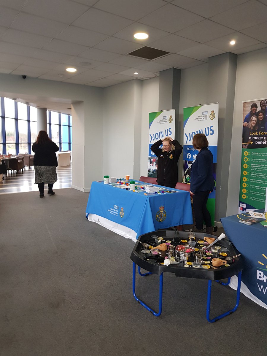 Today at Oxfordshire careers fest, all Health & Care partners were there to inspire next generation. There was array of interactive experiences and many roles to explore. @OUHPracticeD_E @nhsbobicb @SCASJobs @OHFTCareers @CNO_BOBICB @OxLEPSkills @ClaireWardle4