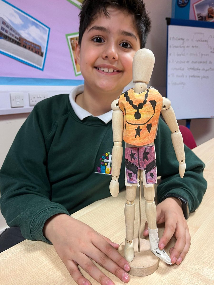 Look at these lovely Y5 children so proud of their fashion designs which they created and tailored to their mannequins. Love the details such as headgear, jewellery and bow ties! #primaryart #loveinallwedo @stchris_trust