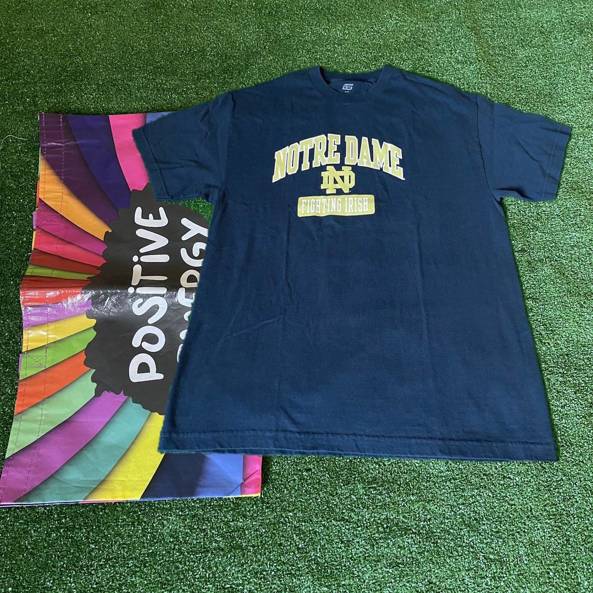 Notre Dame Fighting Irish Crew Neck Short Sleeve Navy Rare Y2K T-shirt Size XL

#NotreDameFashion
#FightingIrish
#CrewNeckTee
#ShortSleeveStyle
#Y2KFashion
#NavyBlue
#SizeXL
#VintageTee
#CollectibleFashion
#SportsMerchandise
ebay.com/itm/1263875145…