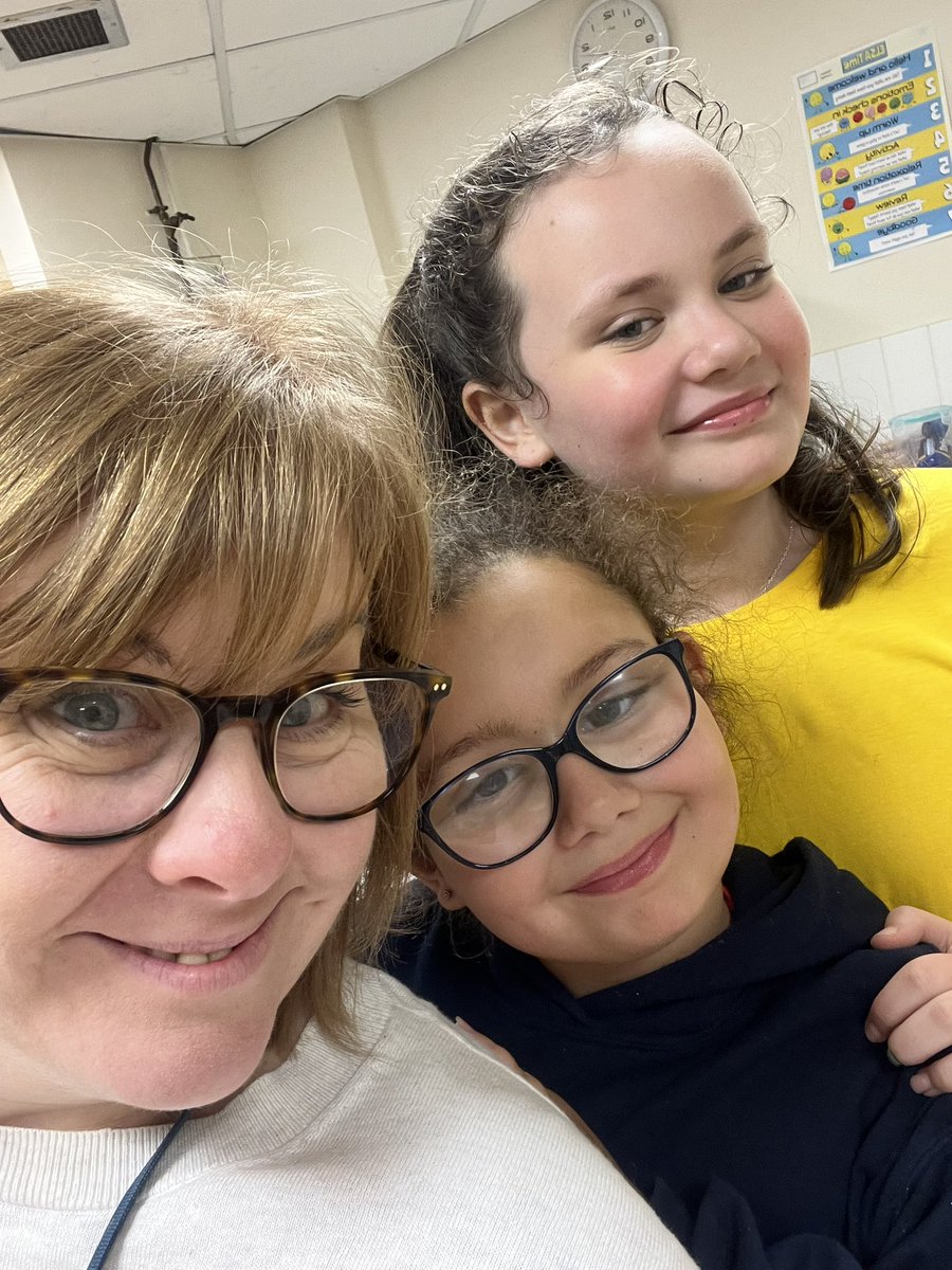 So today was my final day working <a href="/MiltonPrimary17/">Milton Primary</a> and I got to spend it writing letter to loved ones that have passed away 🤍 with these two amazing pupils! #ELSA #finalday