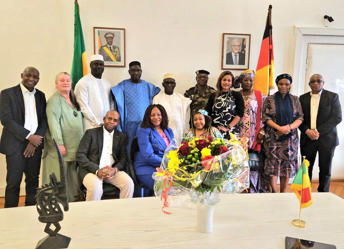 Ce mercredi 20 mars 2024, Son Excellence Monsieur Cheick Mahamadou Chérif Keita, Ambassadeur Extraordinaire et Plénipotentiaire du Mali à présenté ses Lettres de Créance à Son Excellence Monsieur Frank-Walter Steinmeier, Président fédéral de la République Fédérale d’Allemagne