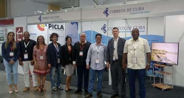 #Cuba INFORMÁTICA 2024... Equipo de Correos de Cuba en la Feria Expositiva de Pabexpo, que muestra los proyectos de informatización y transformación digital de la organización postal. !Visítenos! . . . #CorreosdeCuba #alserviciodetodos #PorUnaSociedadDigital