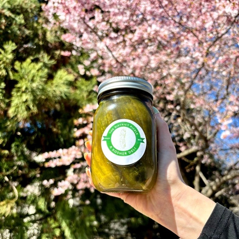 AmericanUDining's tweet photo. You loved it so much we are bringing it back! DIY Pickles will be held on March 26 from 1-3 pm in front of District Pickle! We hope to see you there!! 😋 
#loveaukitchen #chartwellshighered https://t.co/8C3iM6D2EQ