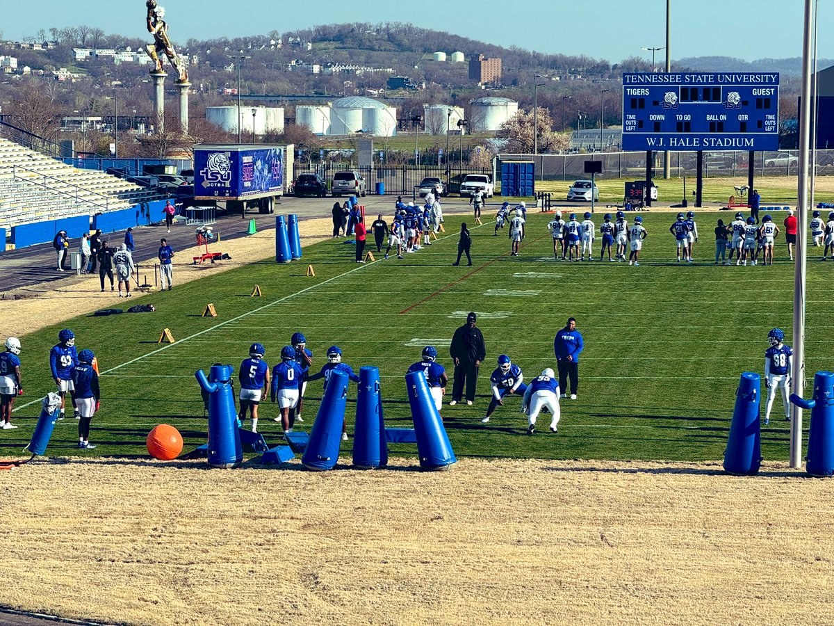 HBCUSports1's tweet photo. Tennessee State University Spring practice 
Thx-Danny https://t.co/s3MsZiA565
