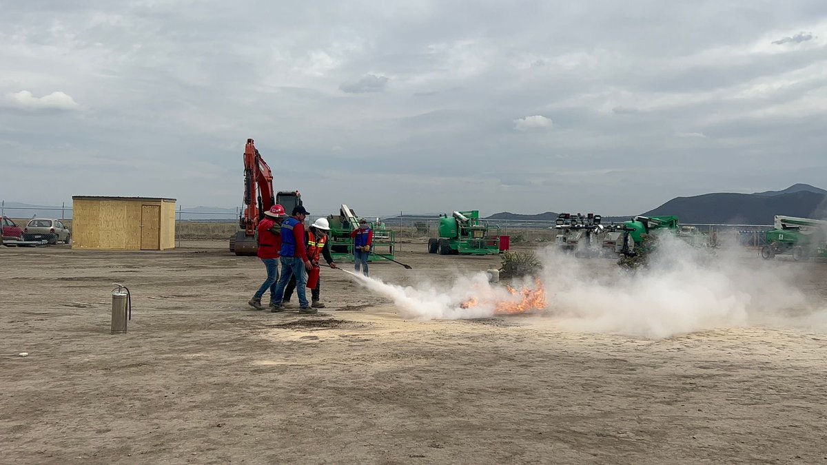 At Hermosillo, we are excited about continuously training our employees. We strengthen their skills and enhance professional development through our informative sessions: HETS (Hermosillo Excellence Training System). #ExperienceMatters