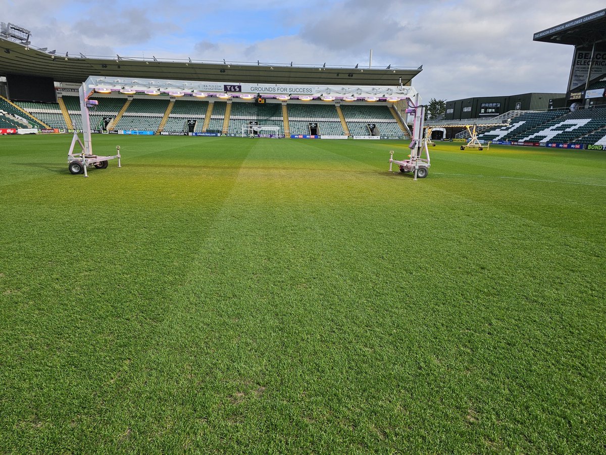 Chris Ralph (@chrisralph83) on Twitter photo Pitch is moving in the right direction now. Really happy with how much its moved on in the last couple weeks. Another <a href="/consolidateTurf/">Consolidate Turf</a> spray yesterday backed up with <a href="/ICL_Turf/">ICL Growing Solutions - Turf & Landscape 🇬🇧🇮🇪</a> Pro-Turf really helping. Along with a couple <a href="/TlsTurf/">TLS- Turf lighting solutions</a> rigs😉💚 Pitch is moving in the right direction now. Really happy with how much its moved on in the last couple weeks. Another <a href="/consolidateTurf/">Consolidate Turf</a> spray yesterday backed up with <a href="/ICL_Turf/">ICL Growing Solutions - Turf & Landscape 🇬🇧🇮🇪</a> Pro-Turf really helping. Along with a couple <a href="/TlsTurf/">TLS- Turf lighting solutions</a> rigs😉💚