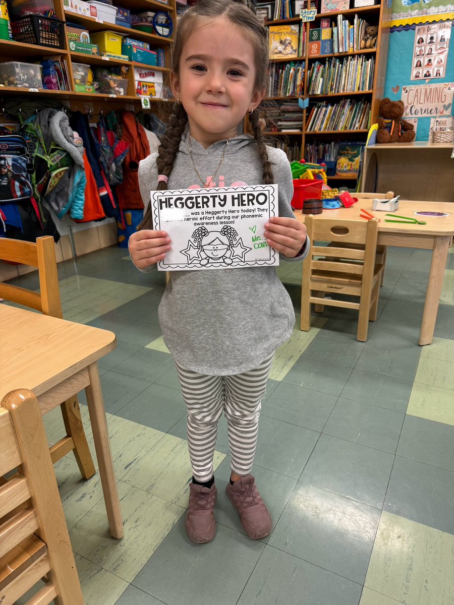 This friend earned the Heggerty Hero award today after impressing 3 teachers with her skills! The class was asked to think of words that begin with the /h/ sound and this superstar said “Heggerty Hero!” @GreeceELC @JulieParsons203 @mikejferris2 @HeggertyPA