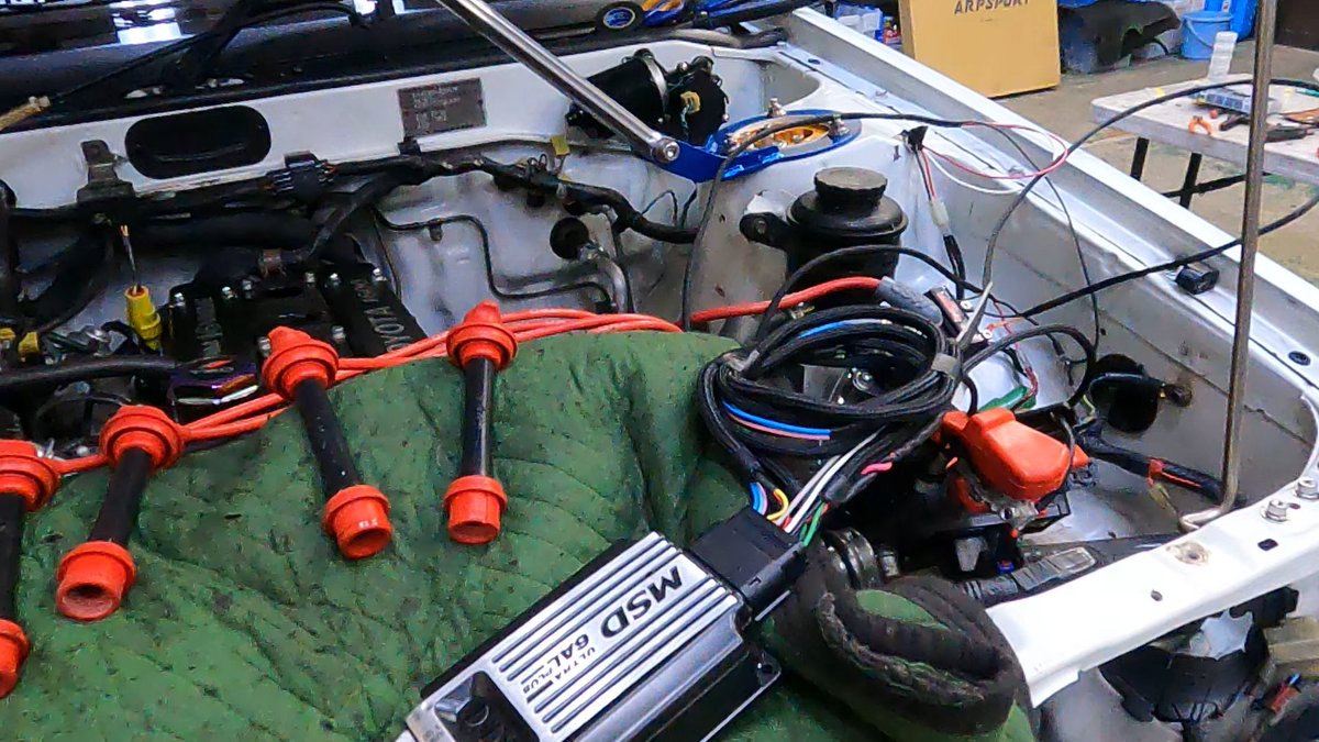 MORIHIRO650's tweet photo. MSD 配線借り確認。
点火見ようと思ったけど、フライホイールついてない…
Bluetooth機能でアプリと繋がったからヨシ

#ae86 #levin #4age #msd #msdignition
#6al #ultra6alpuls https://t.co/dAJwATQLqR