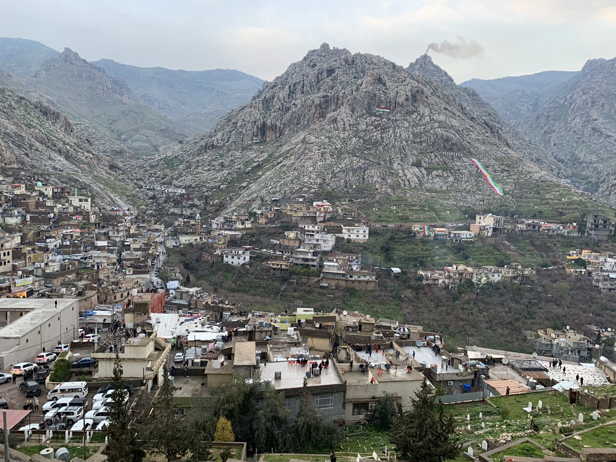 Prime Minister @masrourbarzani welcomes ambassadors, consuls general and diplomats to the capital of Newroz - Akre 🔥