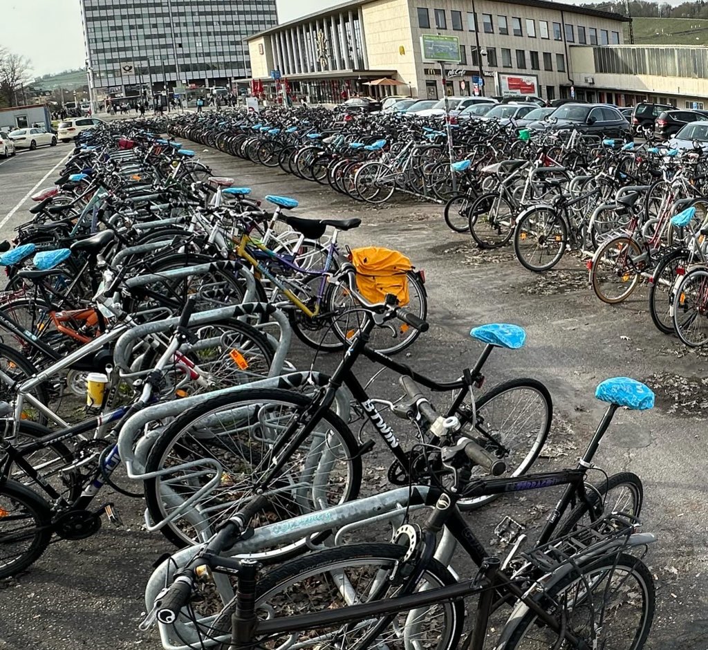 The train station in Würzburg - a lot more parked bikes than cars. If only in America.

#beardedhomo #becomingbavarian