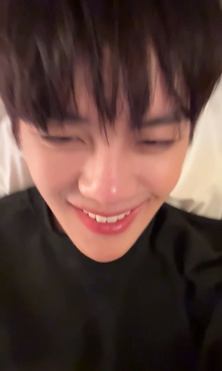 Quok26's tweet photo. 오늘 50분동안 힐링 미쳤다…
우리 똑똑이 코띵똥 안해준다면서 코띵똥도 해주고 아무말 없이 갑자기 화면에 얼굴 들이밀더니 뽀뽀도 해주고 가심… https://t.co/gIK0OIWKR3