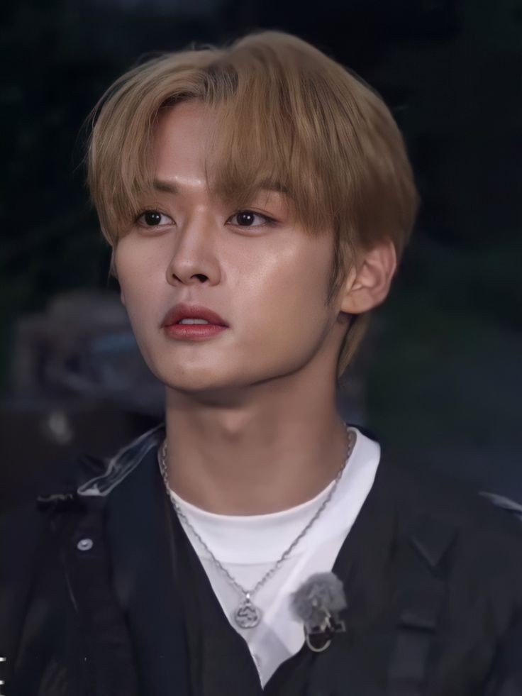 탈색노가 보고싶은 밤이네요