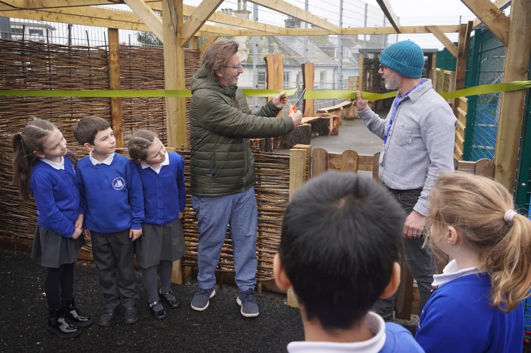 When collaboration works!!! 🧩 💛 

Its amazing to see the fantastic 'Station Sanctuary' Conservation Garden at @1030592230464386 officially open!!

🫶 Collectively developed and supported by 
@thecovediscoveryproject 
@365seaswimchallenge 
<a href="/therockfishuk/">Rockfish ~ Seafood restaurants by the coast</a> 
@DevonEnvironment 

🙌