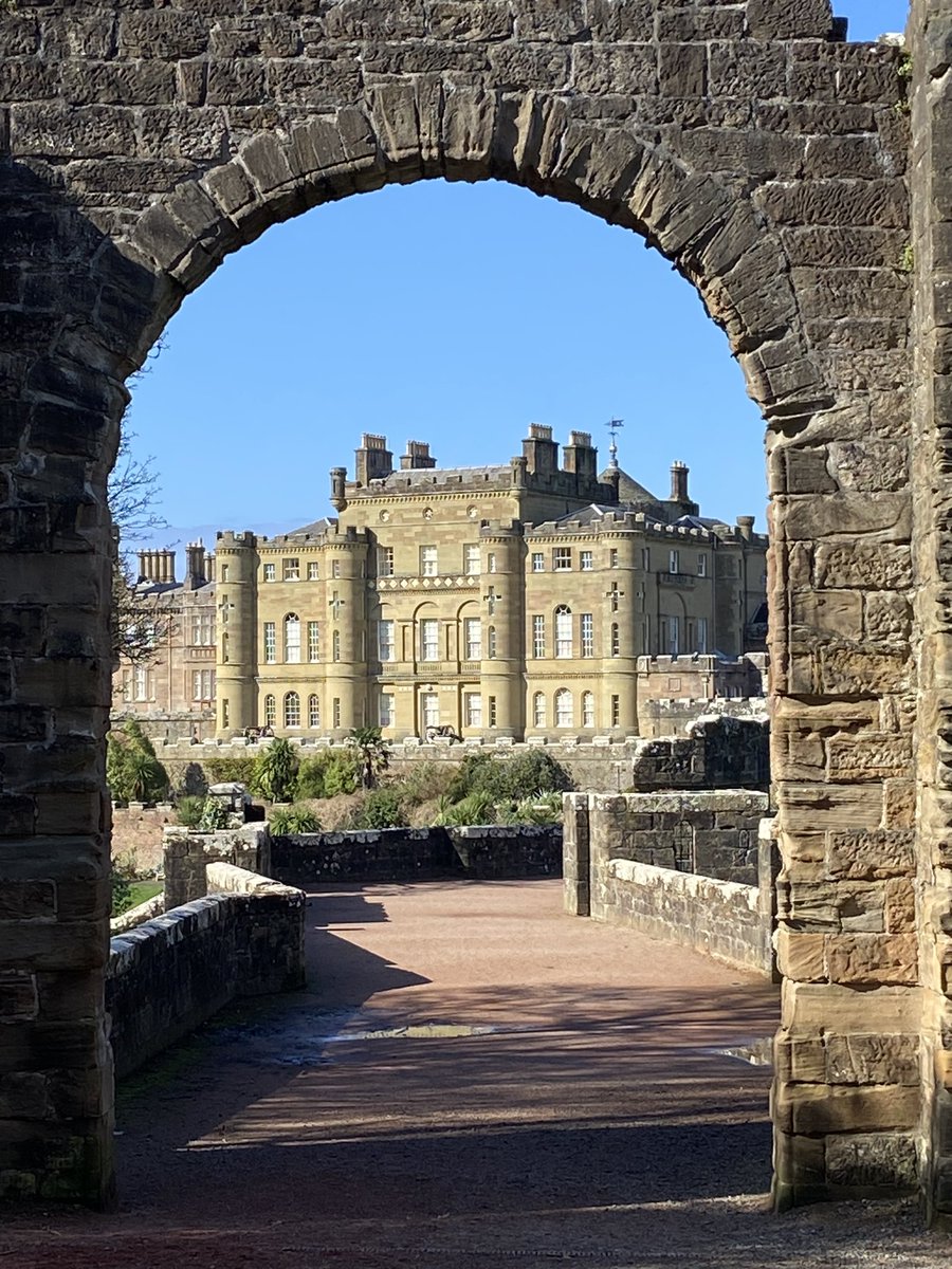 Spring has sprung <a href="/Culzeancastle/">Culzean Castle & Country Park 🏰🏴󠁧󠁢󠁳󠁣󠁴󠁿fan</a>