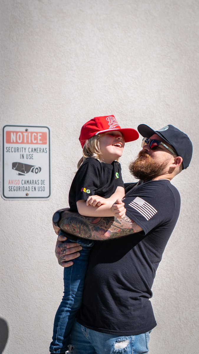 RIDG_Sween's tweet photo. Dad Life #ridg #ridggaming @RIDGGaming https://t.co/ylflGig2NR