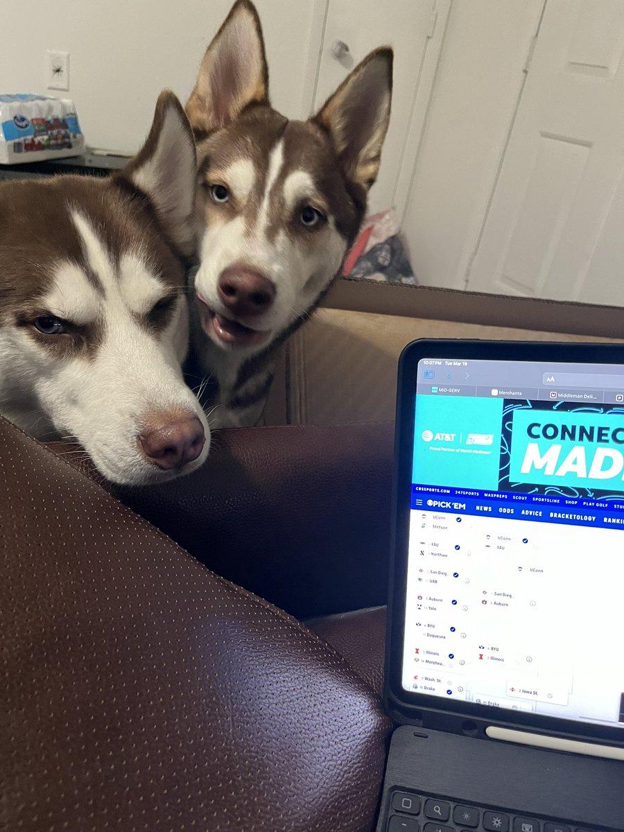 Coach Hanson tweet media