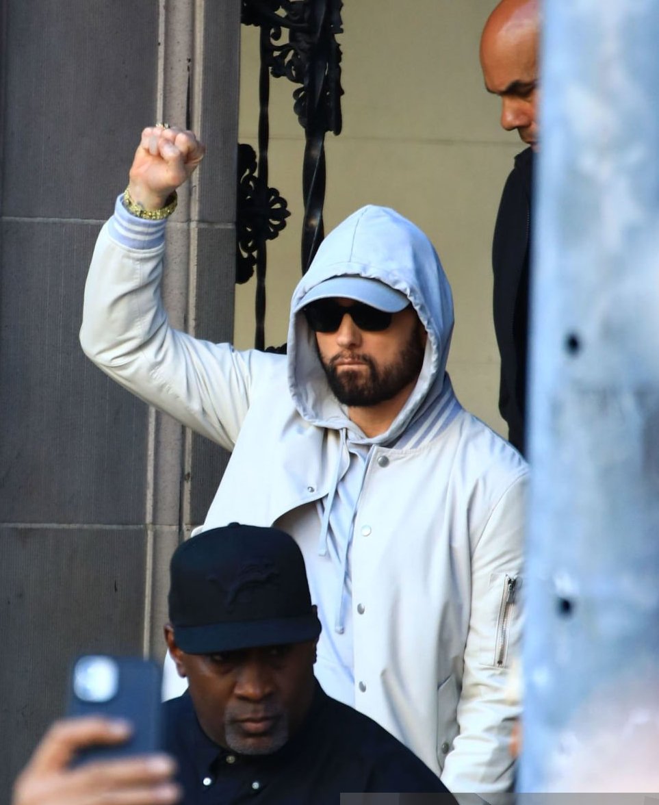 Eminem 🐐
#DreDay! #walkoffame
