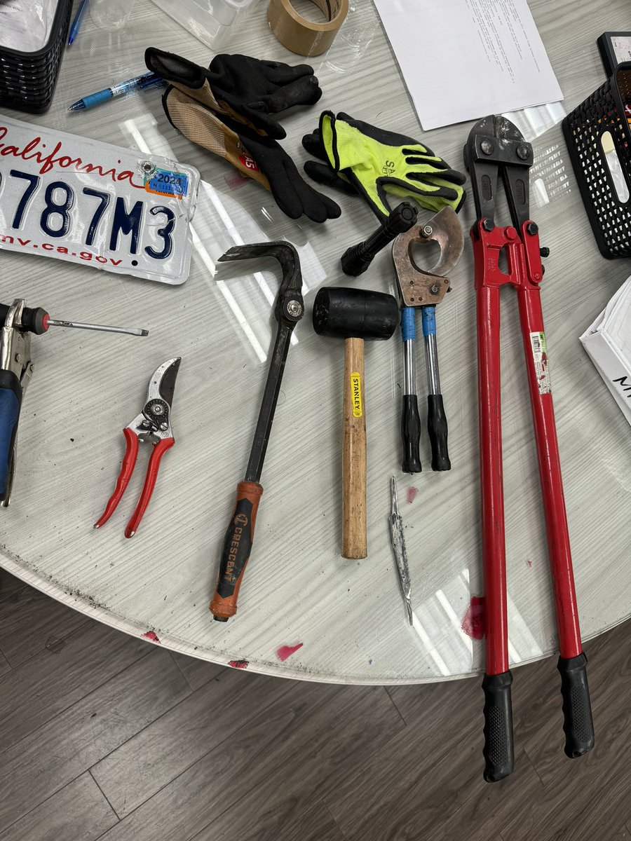 Michael A. Oreb tweet media