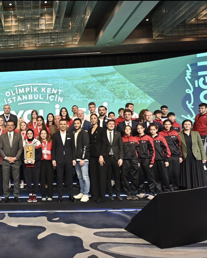 Olimpik Kent İstanbul Proje tanıtım toplantısı. @ekrem_imamoglu @yunusemrechp @NamikTan @FethiAcikel