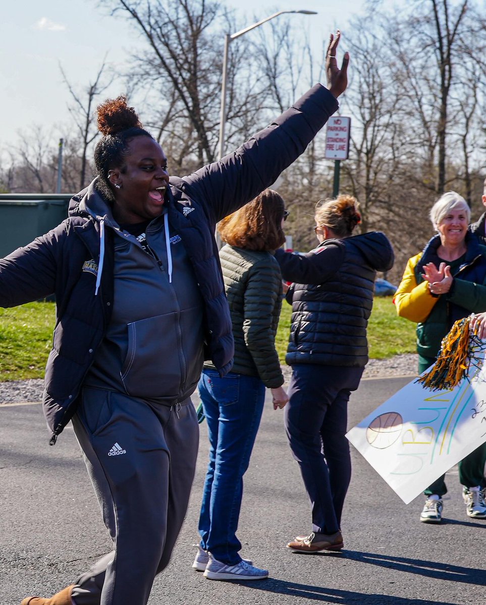 MasonWBB's tweet photo. We’re off to the tourney🎉

#BelieveBIG | #Ubuntu https://t.co/YJrVW3wfSc