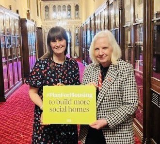 Great discussion with @SharonStevenage about the economic and social benefits of building #SocialHomes and our calls for a long term #PlanForHousing Building more social housing is a win-win. It saves the taxpayer money, boosts jobs and brings huge benefits to the wider economy.