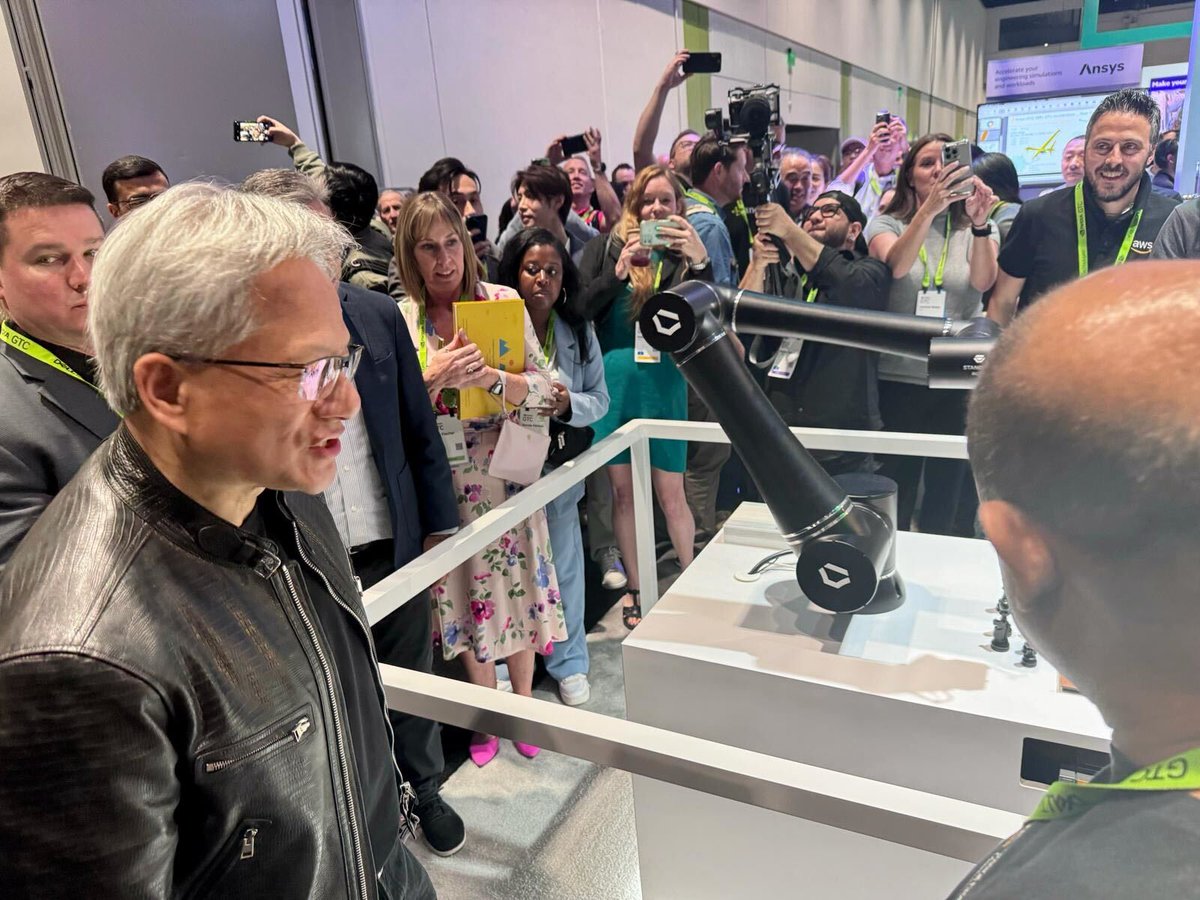 standardbots's tweet image. 👀Our RO1-powered collab with @awscloud caught the eye of @nvidia CEO Jensen Huang at #NvidiaGTC2024