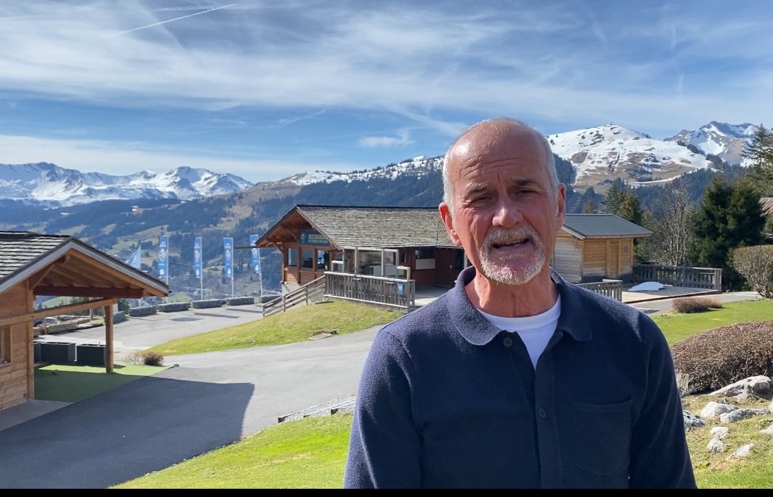 Stevemarrgolf's tweet image. Can think of worse places to do my YT videos @lesgetsgolf next up a series of how to be more consistent, wish me luck with that one 🙄🙄 #golf #golflessons #golfinstruction