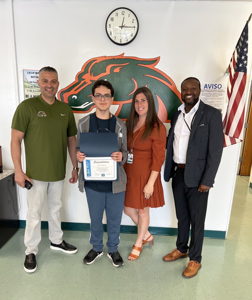 McArthur High School tweet media