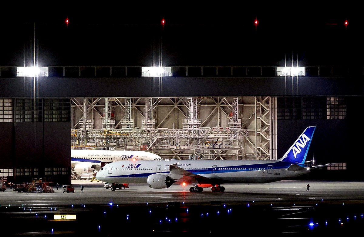 ANAボーイング787-10国内線仕様初号機（JA981A）が3月20日 午後10時30 