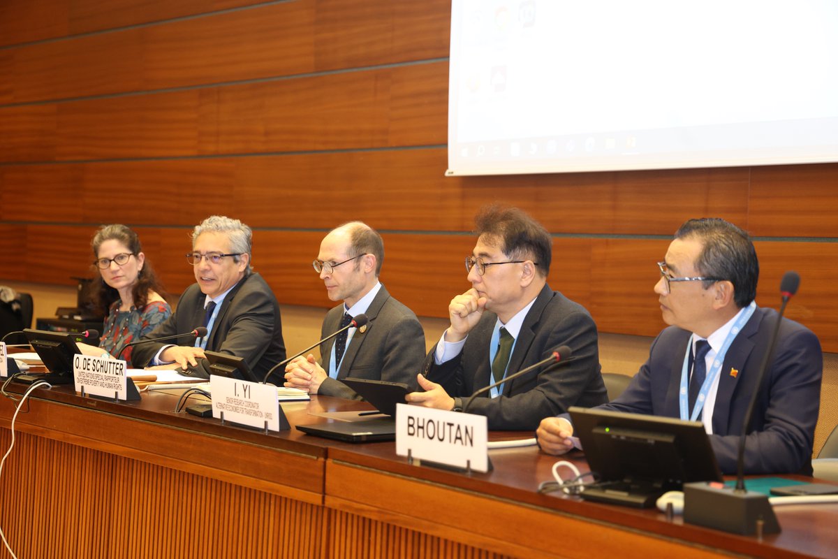 How can we reduce poverty in a better way? Today, @IlcheongYi from @UNRISD explored at #HRC55 new economic frameworks towards prioritizing 🟣equitable income 🟣wealth distribution 🟣ecological sustainability ➡️We can break the structural barriers perpetuating global poverty.