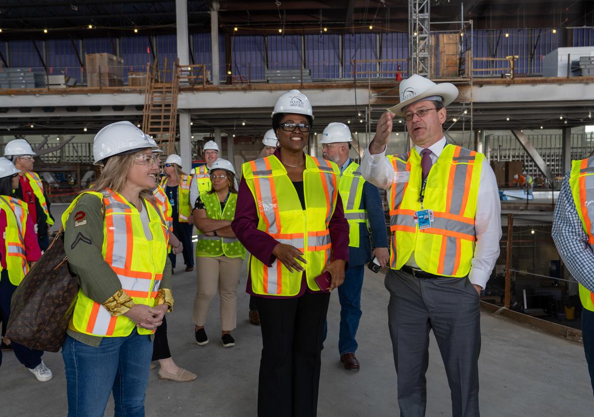 From the boardroom to the tarmac, members of Houston City Council dived deep into the heart of IAH! With our airport director leading the way, they witnessed the remarkable progress of our new international terminal and the efforts required to manage and operate a large airport.