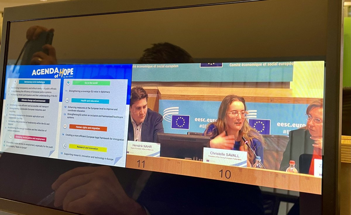 📢 “We need a Revolution of Hope”
Today, Hendrik Nahr, Head of European Affairs at @Make_org and Christelle Savall, President of @JEF_Europe, were invited to present the results of the #EurHope initiative during the @EU_EESC Plenary. 

#EurHope #EUElections2024 #EESCPlenary