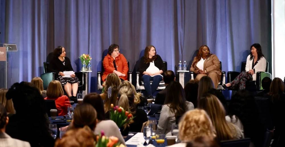 What an incredible way to honor #WomensHistoryMonth! Our CEO and President Maureen joined forces with a powerhouse panel of extraordinary women from the #DetroitRegion at Crain's Detroit Power Breakfast. Read more: crainsdetroit.com/crains-events/…