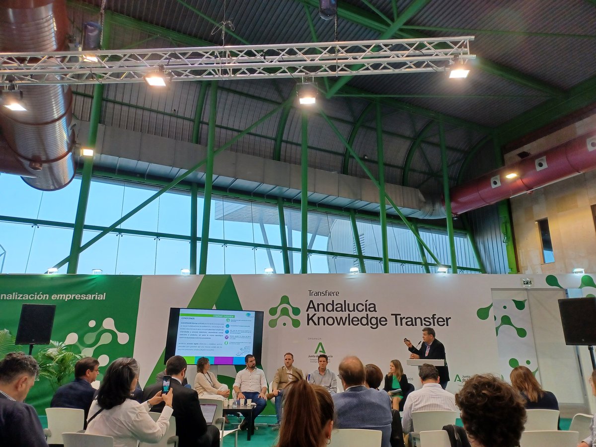 OTRIUJA's tweet image. Seguimos en @ForoTransfiere con la exposición de nuestra #spinoff @ujaen Ecocastulum en el stand #AndaluciaKnowledge de @UniversidadAnd
