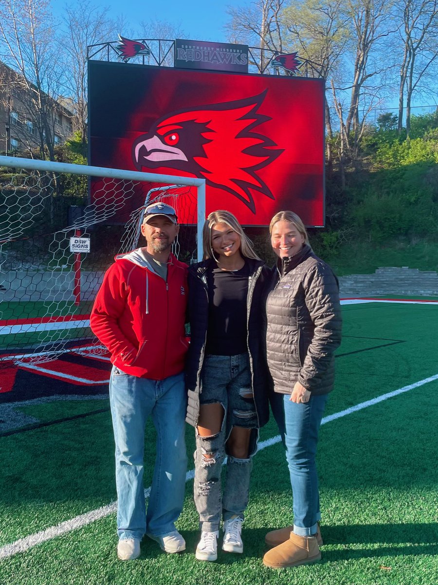SchulteAlyssa16's tweet image. I am so blessed to announce my verbal commitment to continue my career to play D1 soccer at SEMO! I want to thank my family, friends, teammates, and coaches for believing in me. Thank you SEMO coaching staff for giving me this wonderful opportunity!! GO REDHAWKS!🖤❤️ @loufusz07ga