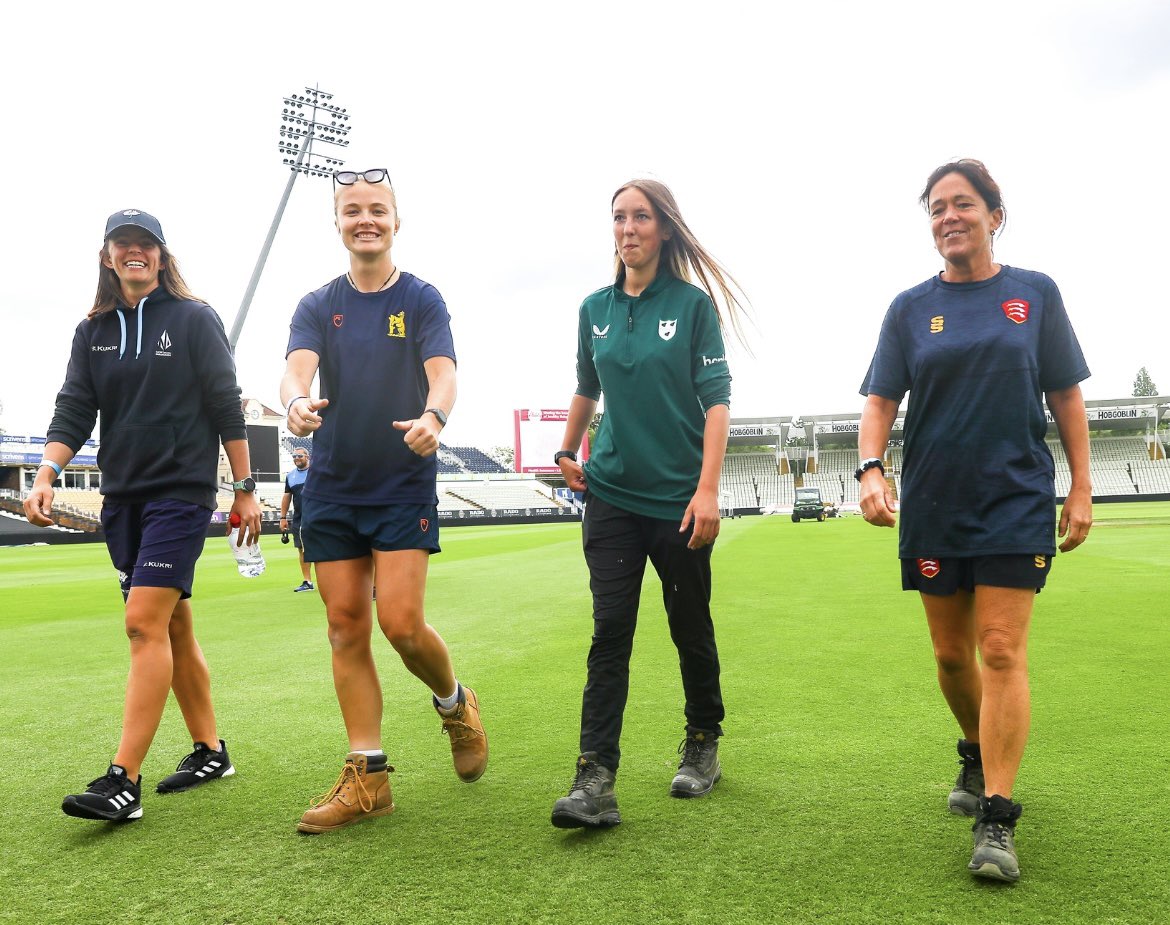 #GroundsWeek All 4 women working in UK first class cricket in one photo. Great to be able to catch up with these three so often, to chat all things cricket, grass, and whatever new thing is bugging @lambert_carlie