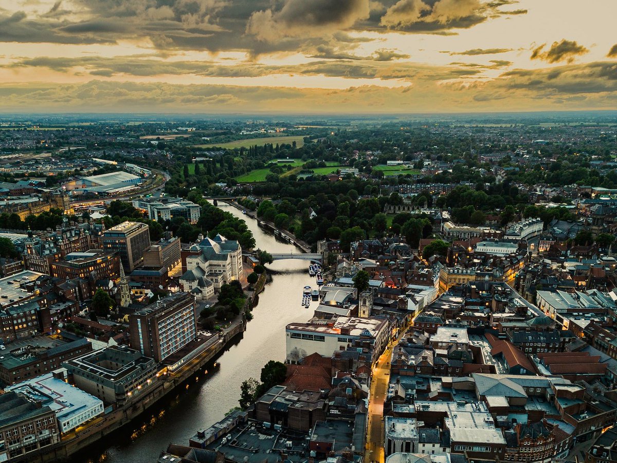 Make It York tweet media